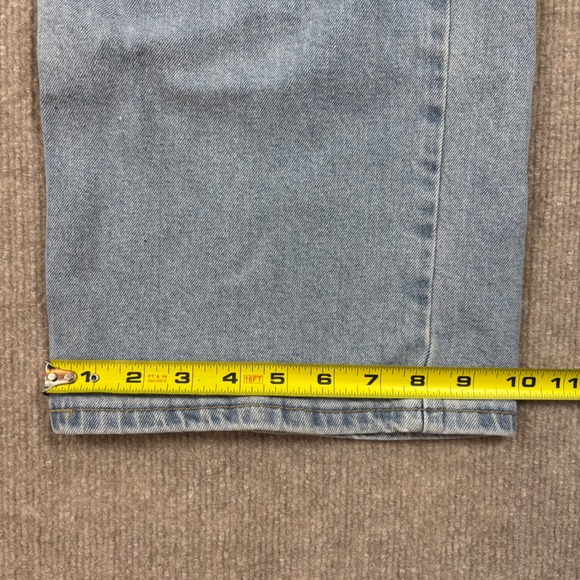 Levi 559 Light Wash Distressed Demin Jeans Men's Size 42x31 EUC - Picture 7 of 7